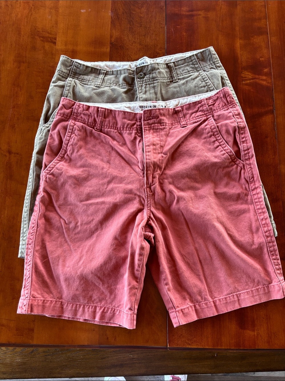 Old Navy Broken-In Khaki Shorts in Khaki and Dusty Rose